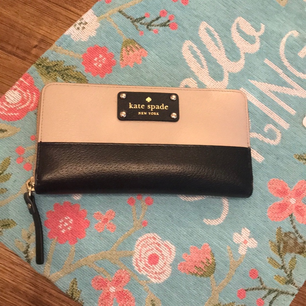 Kate spade wallet